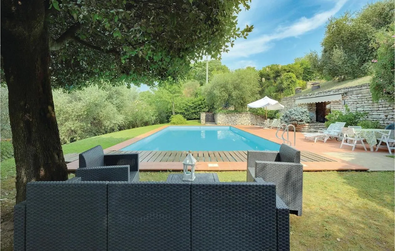 Cavedon Villa Rivadolmo 0*,  Italy